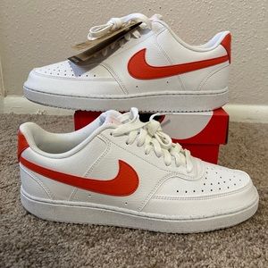 Nike Court vision size 10 white/logo picante red/ cement white blanc